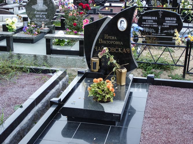 Бронзовые аксуссуары, буквы 'Caggiati' - заказать художественное оформление в Минске