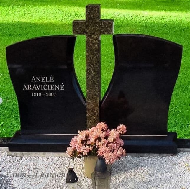 Памятник в европейском стиле 24