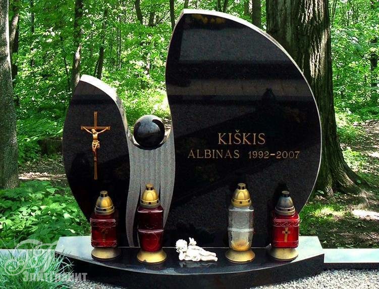 Памятник в европейском стиле 66